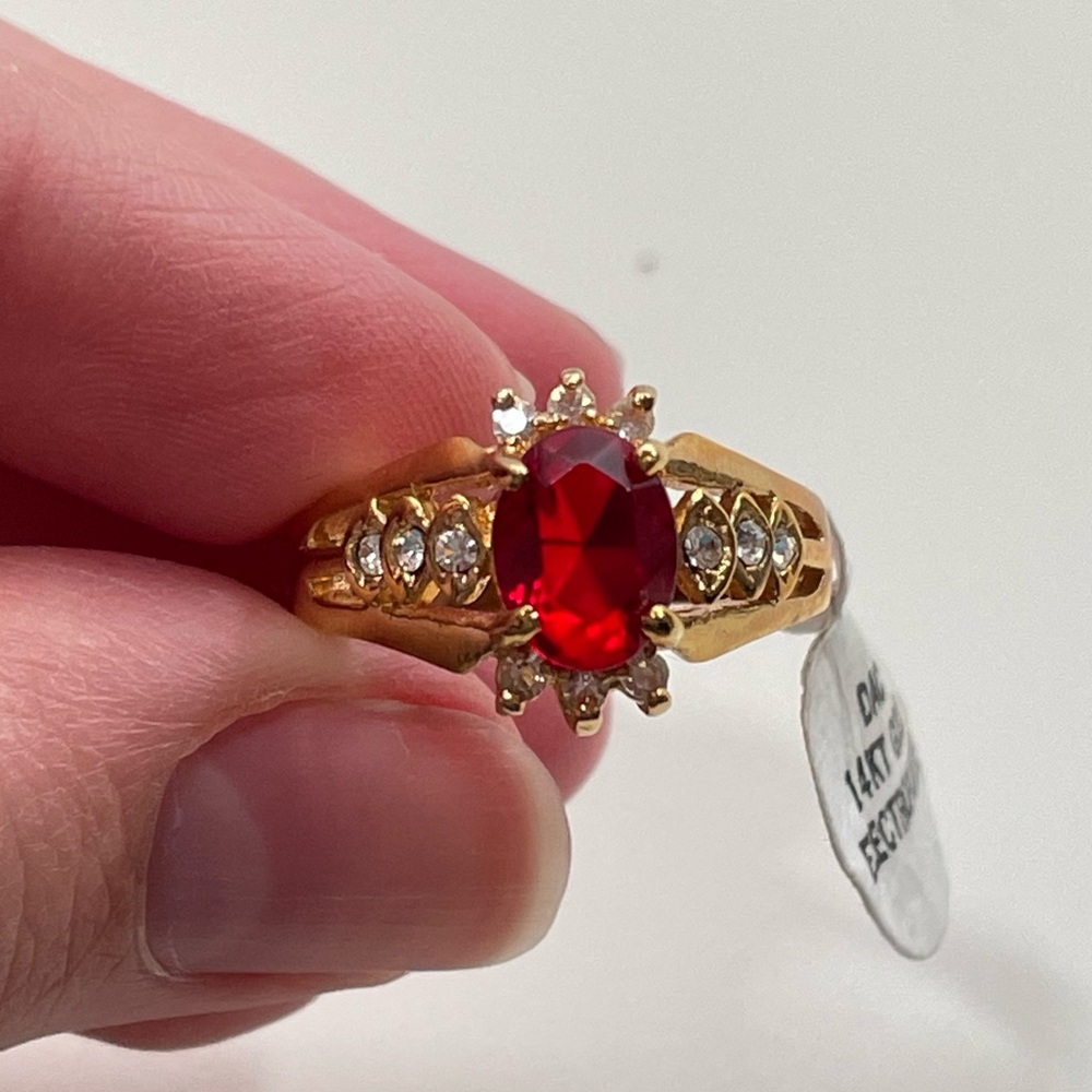 NWT DAC 14K GOLD Electroplated Red Rhinestone Gifting Christmas Holiday Ring - Picture 2 of 7